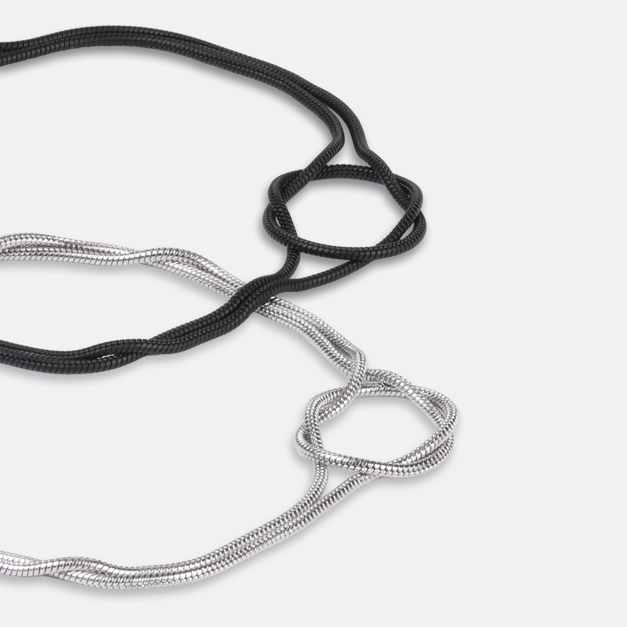 K12 - BLACK LOOP BRACELET - 1.4MM