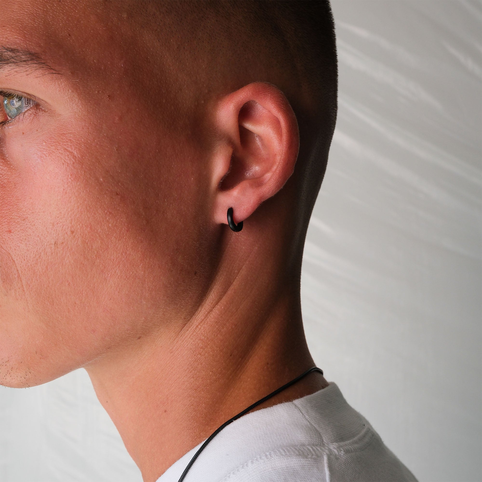 K12 - BLACK SQUARE CREOLES - 2MM