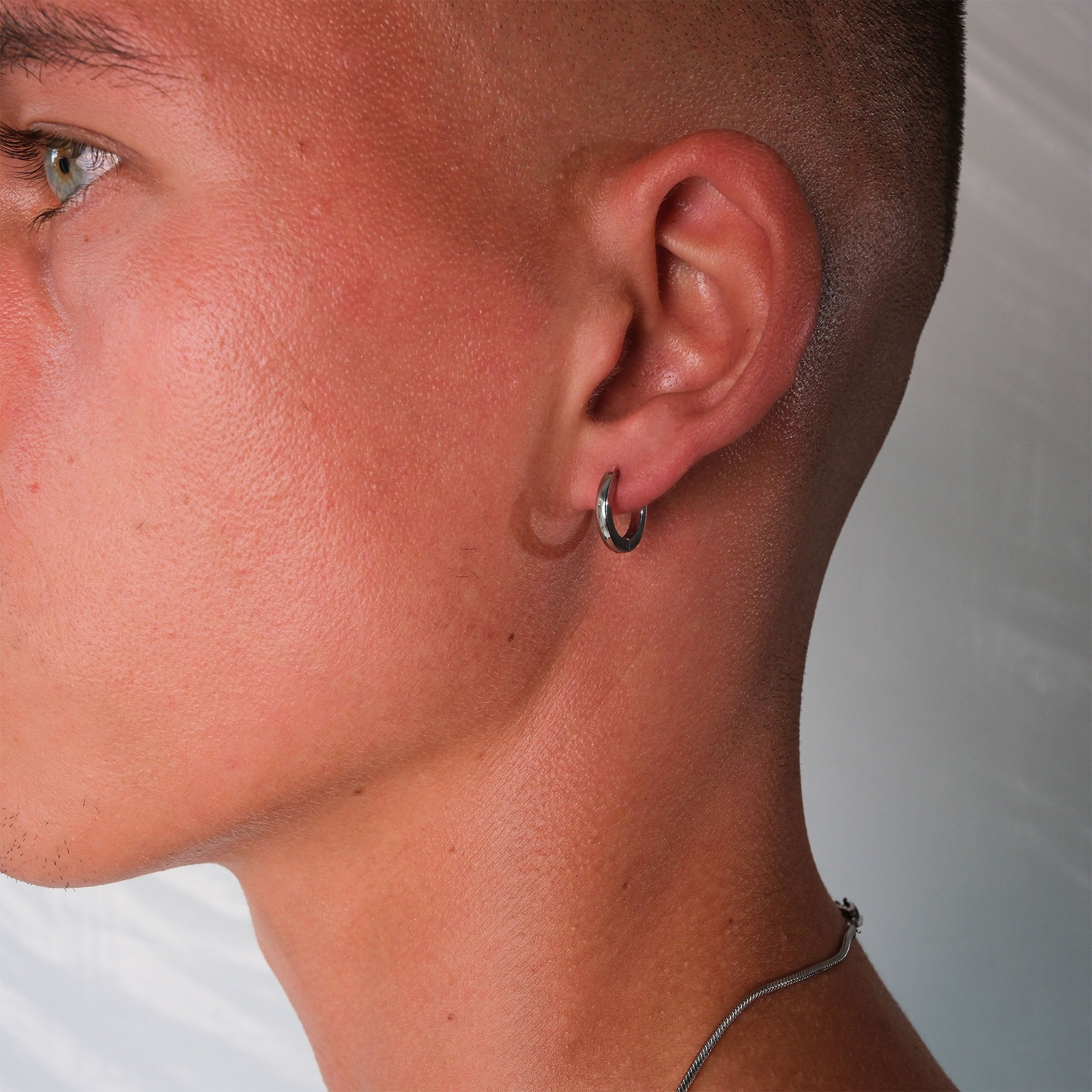 K12 - SILVER SQUARE CREOLES - 2MM